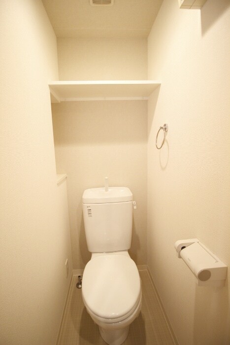 物件内観写真12　(トイレ)