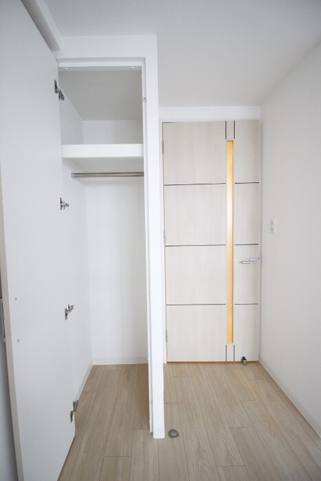 物件内観写真15　(収納)