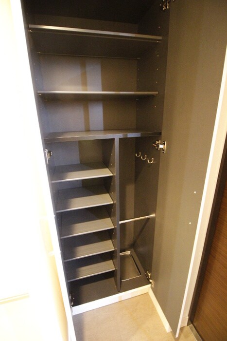 物件内観写真19　(靴箱)