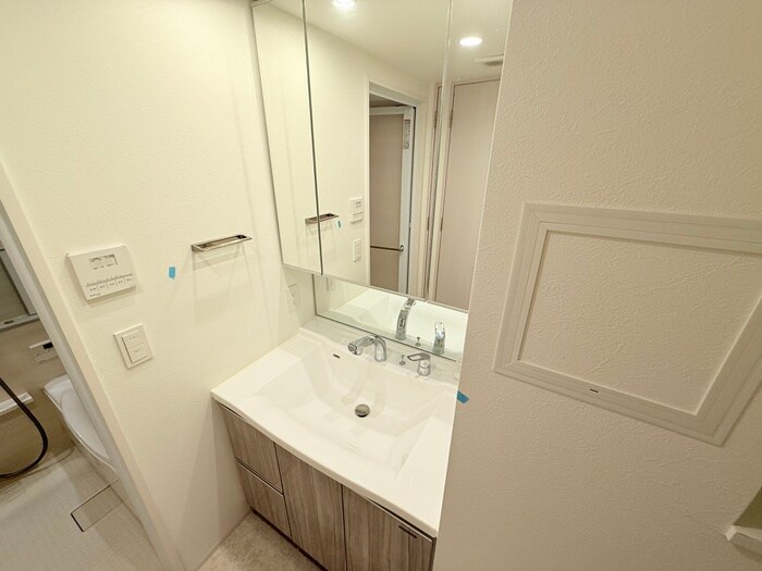 物件内観写真13　(洗面)