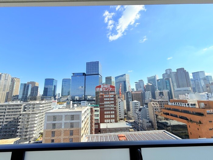 物件内観写真18　(室内からの展望)