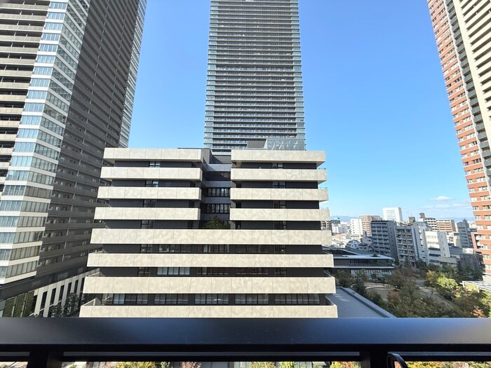 物件内観写真21　(室内からの展望)