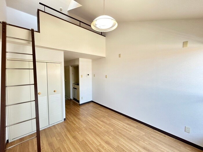 物件内観写真7　(居室)