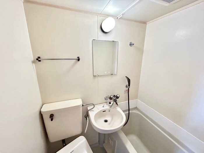 物件内観写真12　(洗面)