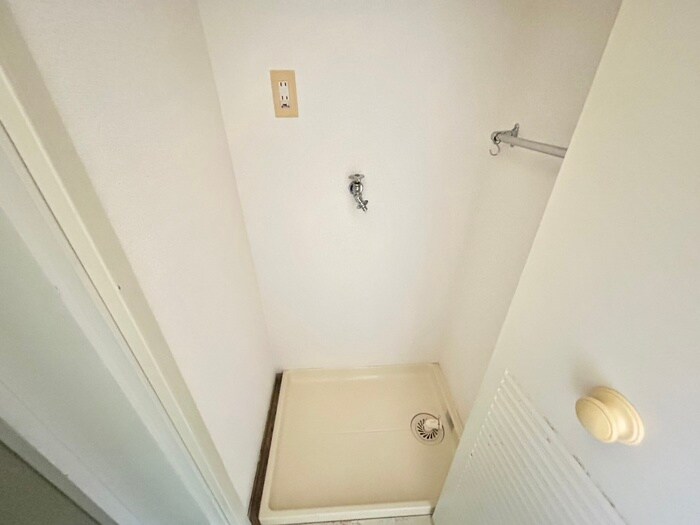 物件内観写真19　(洗濯機置場)