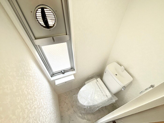 物件内観写真11　(トイレ)