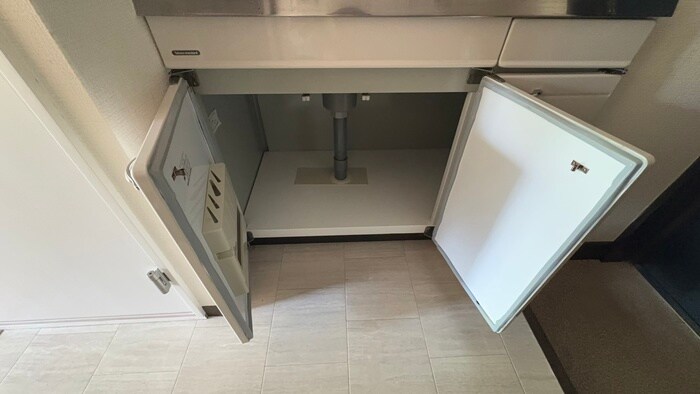 物件内観写真15　(収納)