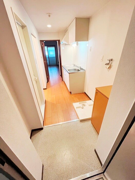 物件内観写真16　(廊下)