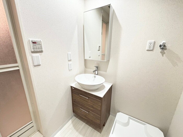 物件内観写真10　(洗面)