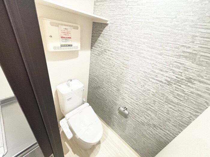 物件内観写真12　(トイレ)