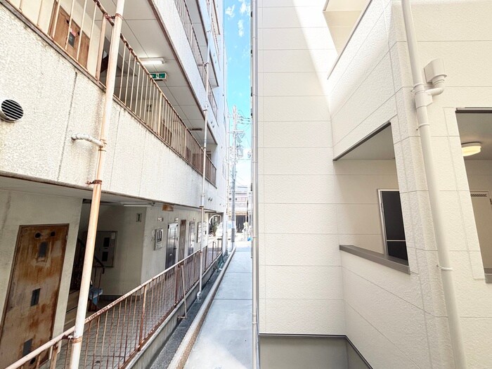 物件内観写真22　(室内からの展望)