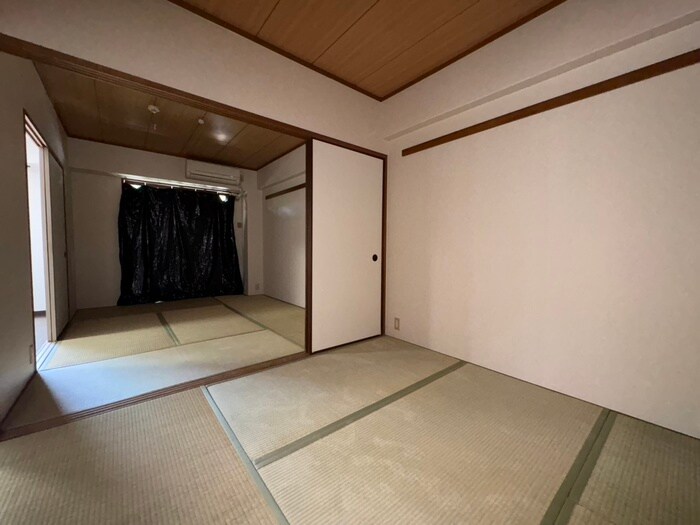 物件内観写真8　(居室)