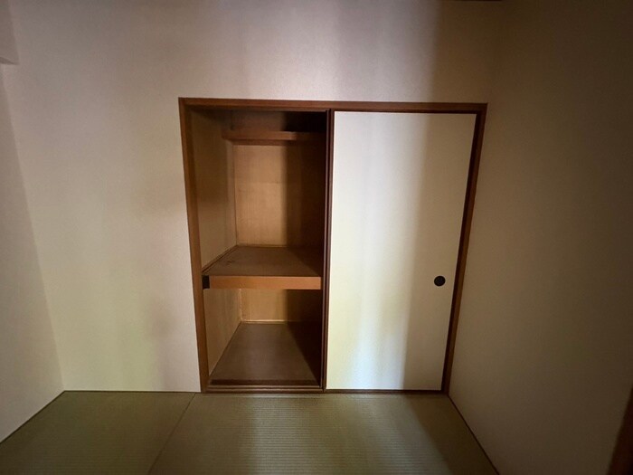 物件内観写真18　(収納)