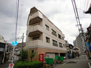 カーサ新大阪外観写真
