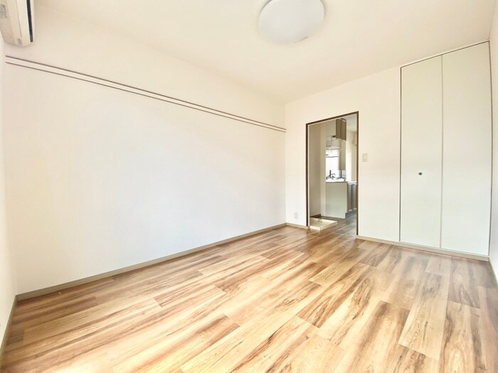 物件内観写真5　(居室)