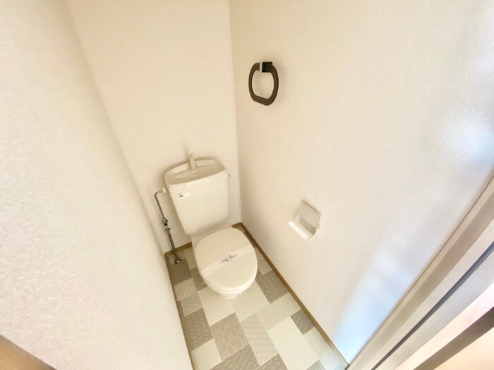 物件内観写真12　(トイレ)