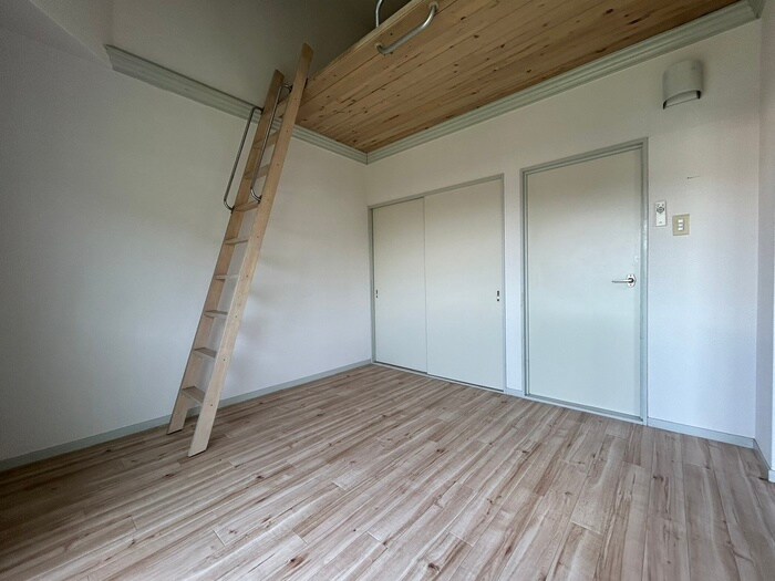 物件内観写真8　(居室)