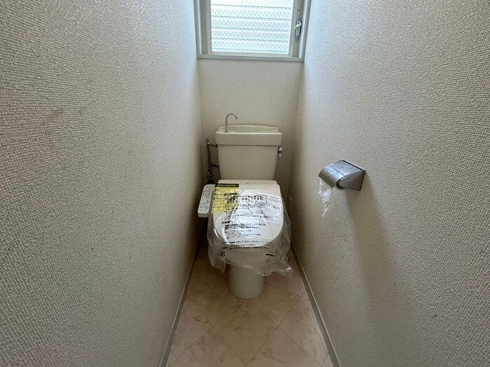 物件内観写真12　(トイレ)