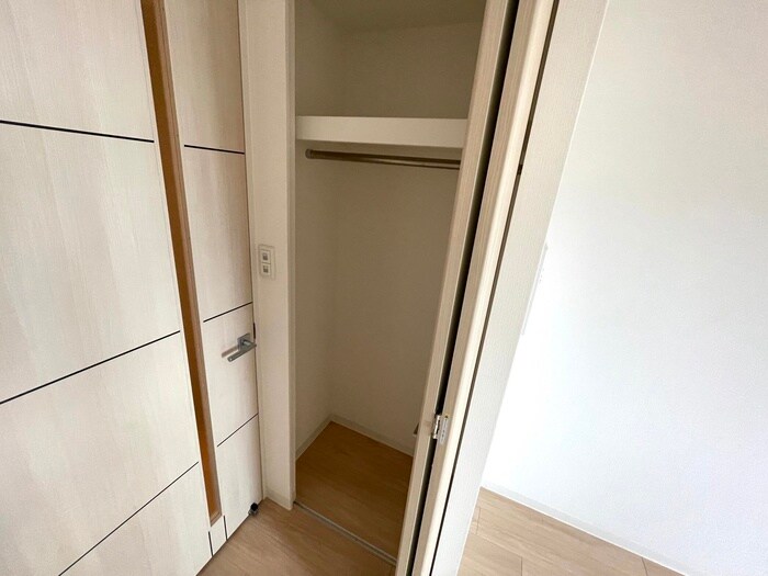 物件内観写真15　(収納)