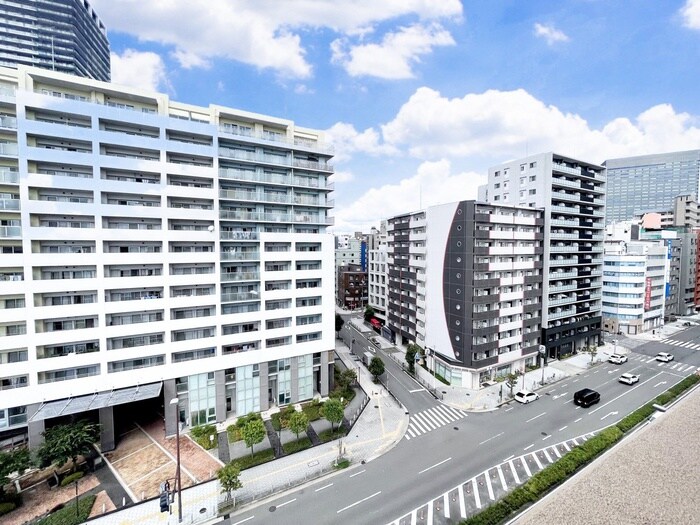 物件内観写真16　(室内からの展望)