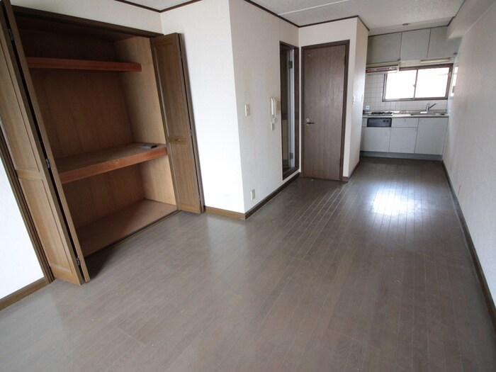 物件内観写真15　(居室)