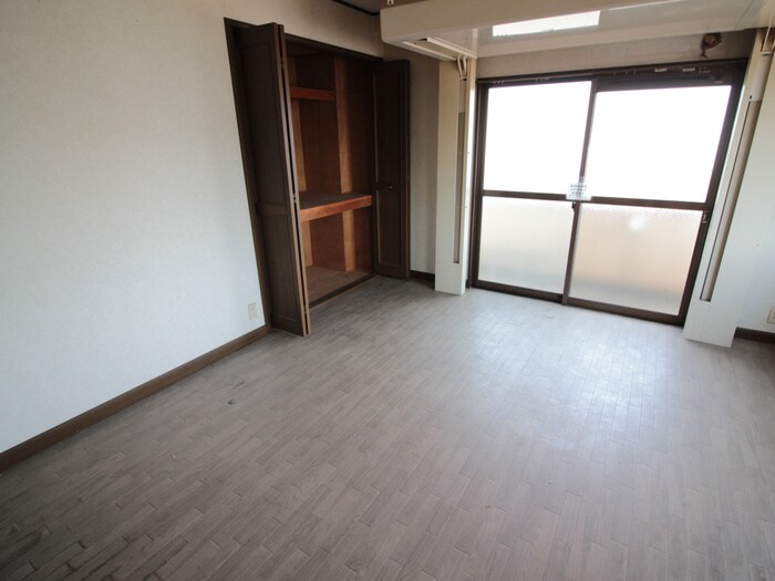 物件内観写真22　(居室)