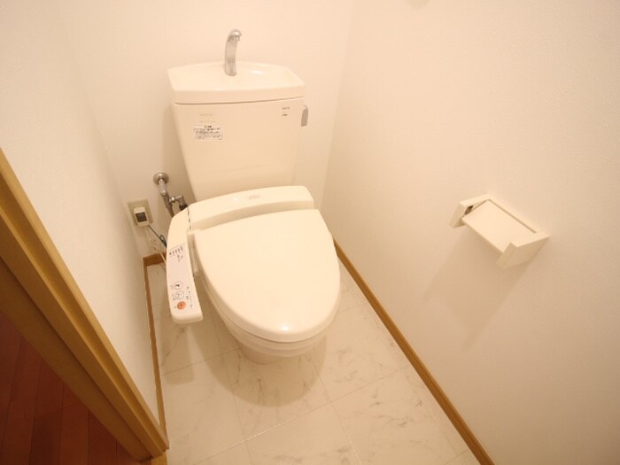 物件内観写真12　(トイレ)