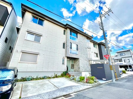 シャーメゾン紫竹外観写真