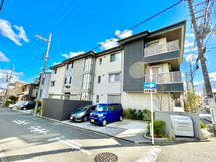 物件外観写真2　(外観写真)