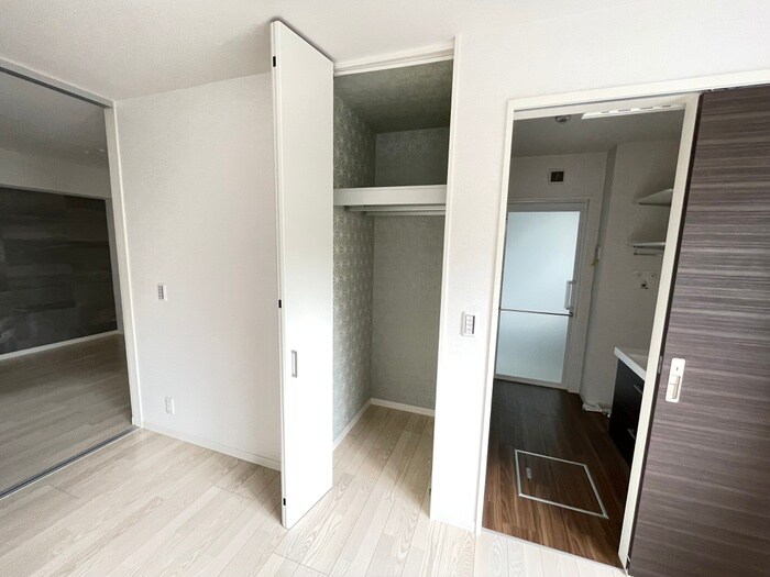 物件内観写真18　(収納)