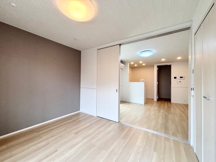 物件内観写真8　(居室)