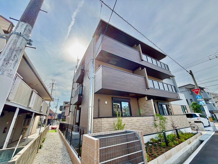 物件外観写真3　(外観写真)