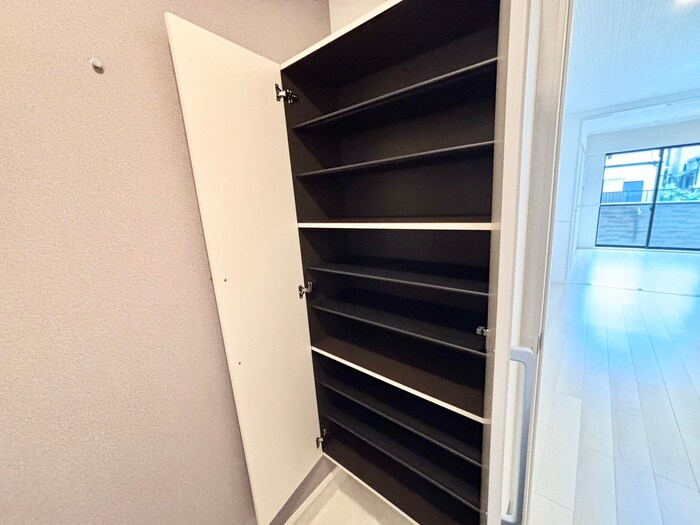 物件内観写真22　(靴箱)