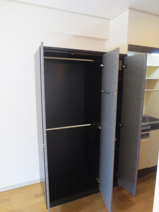 物件内観写真11　(収納)