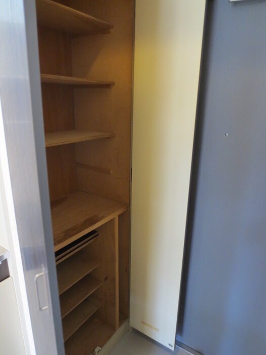 物件内観写真12　(靴箱)