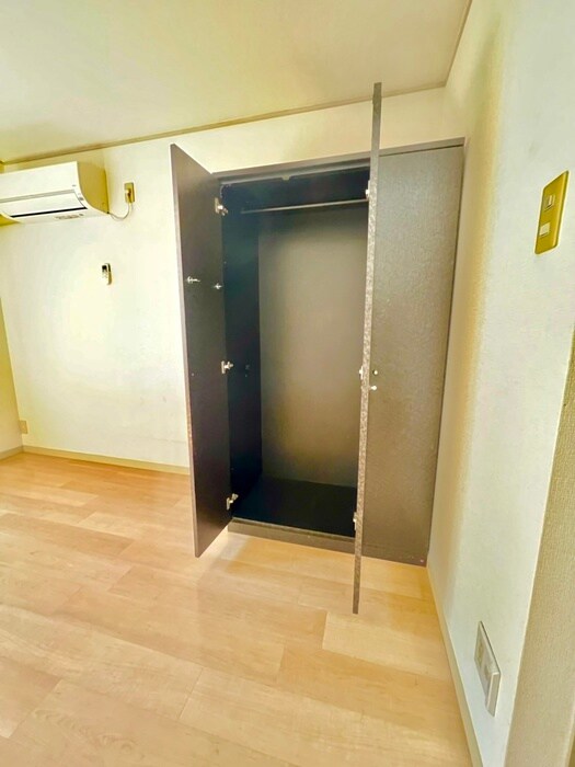 物件内観写真18　(収納)