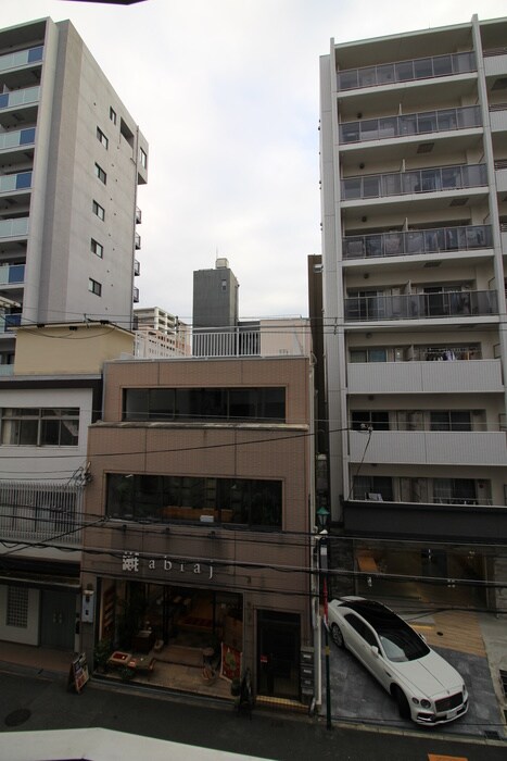 物件内観写真22　(室内からの展望)