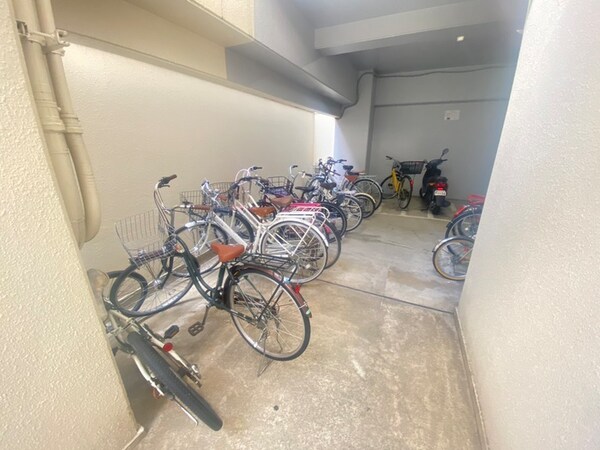 駐輪場