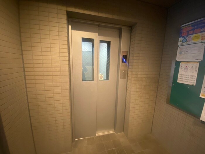 物件外観写真6　(建物設備)