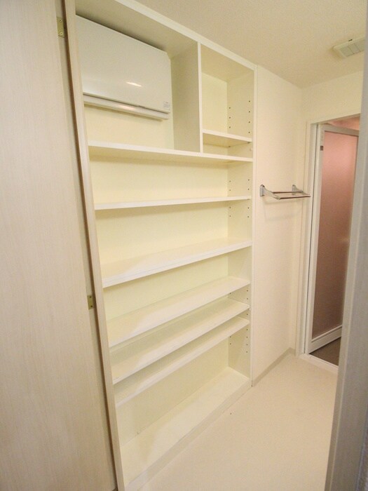 物件内観写真19　(収納)