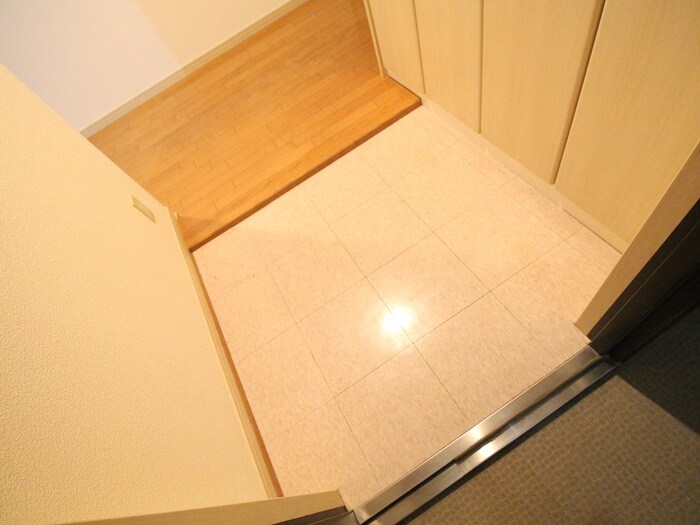 物件内観写真20　(玄関)