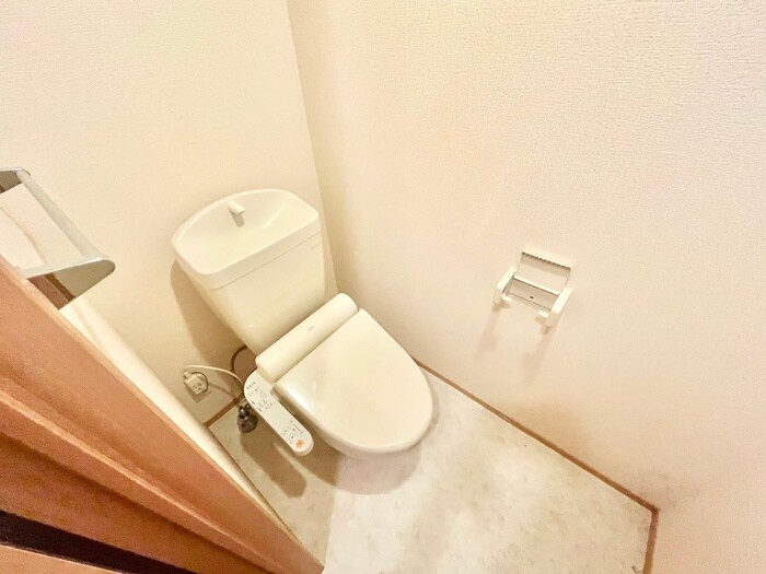 物件内観写真16　(トイレ)