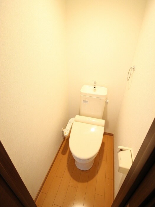 物件内観写真14　(トイレ)