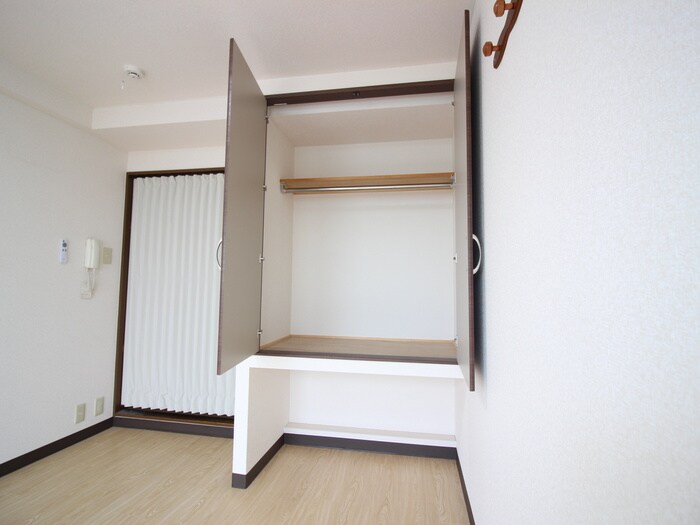 物件内観写真17　(収納)
