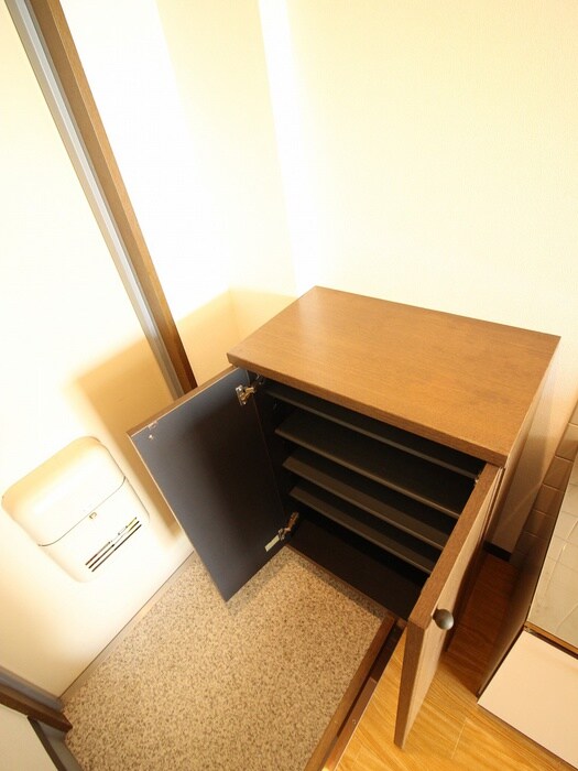 物件内観写真18　(靴箱)