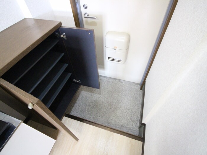 物件内観写真20　(玄関)