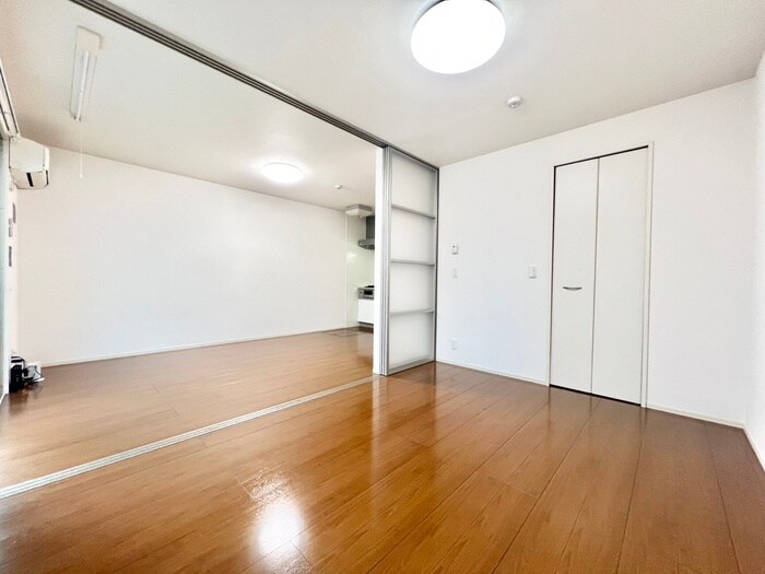 物件内観写真7　(居室)