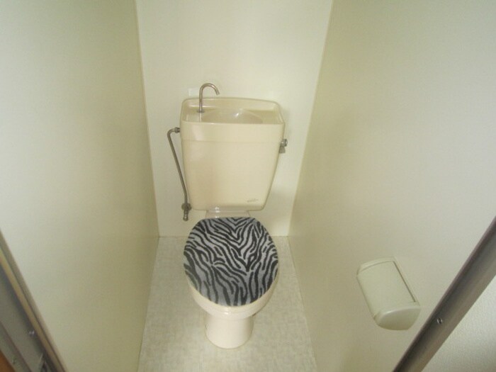 物件内観写真16　(トイレ)