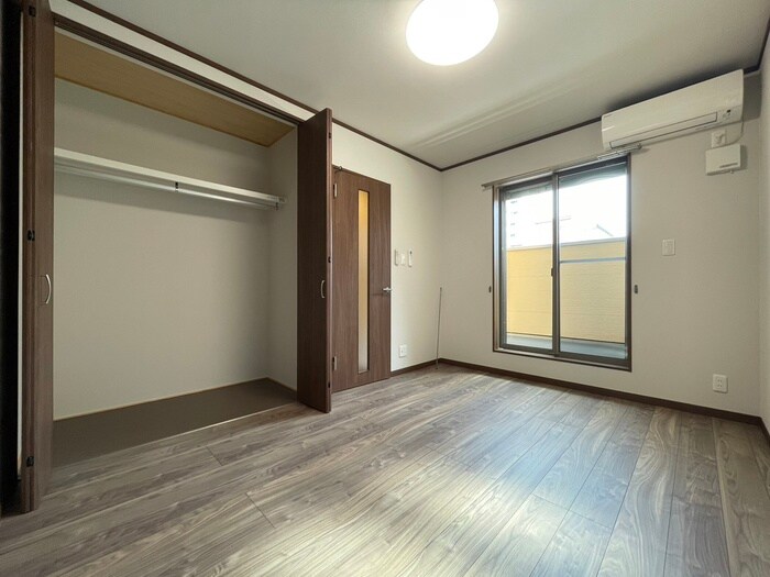 物件内観写真10　(居室)