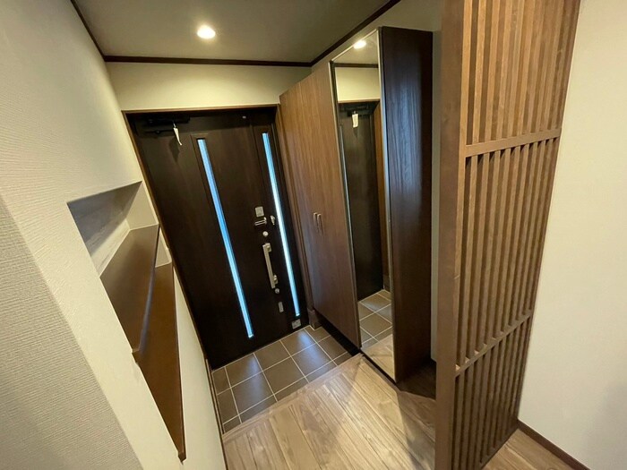 物件内観写真20　(玄関)